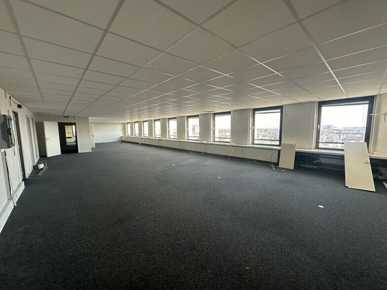Office in Strasbourg for lease - Interior Photo - Image 3 of 9