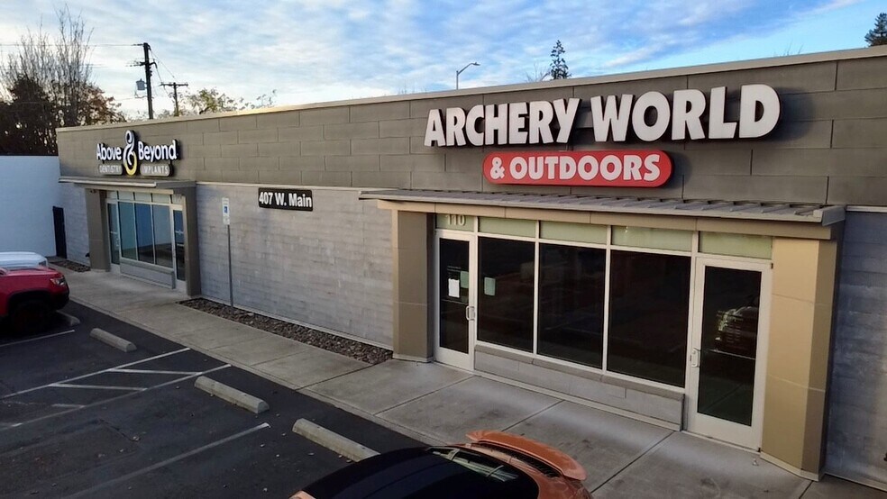 407 W Main St, Battle Ground, WA à louer - Photo du bâtiment - Image 3 de 7