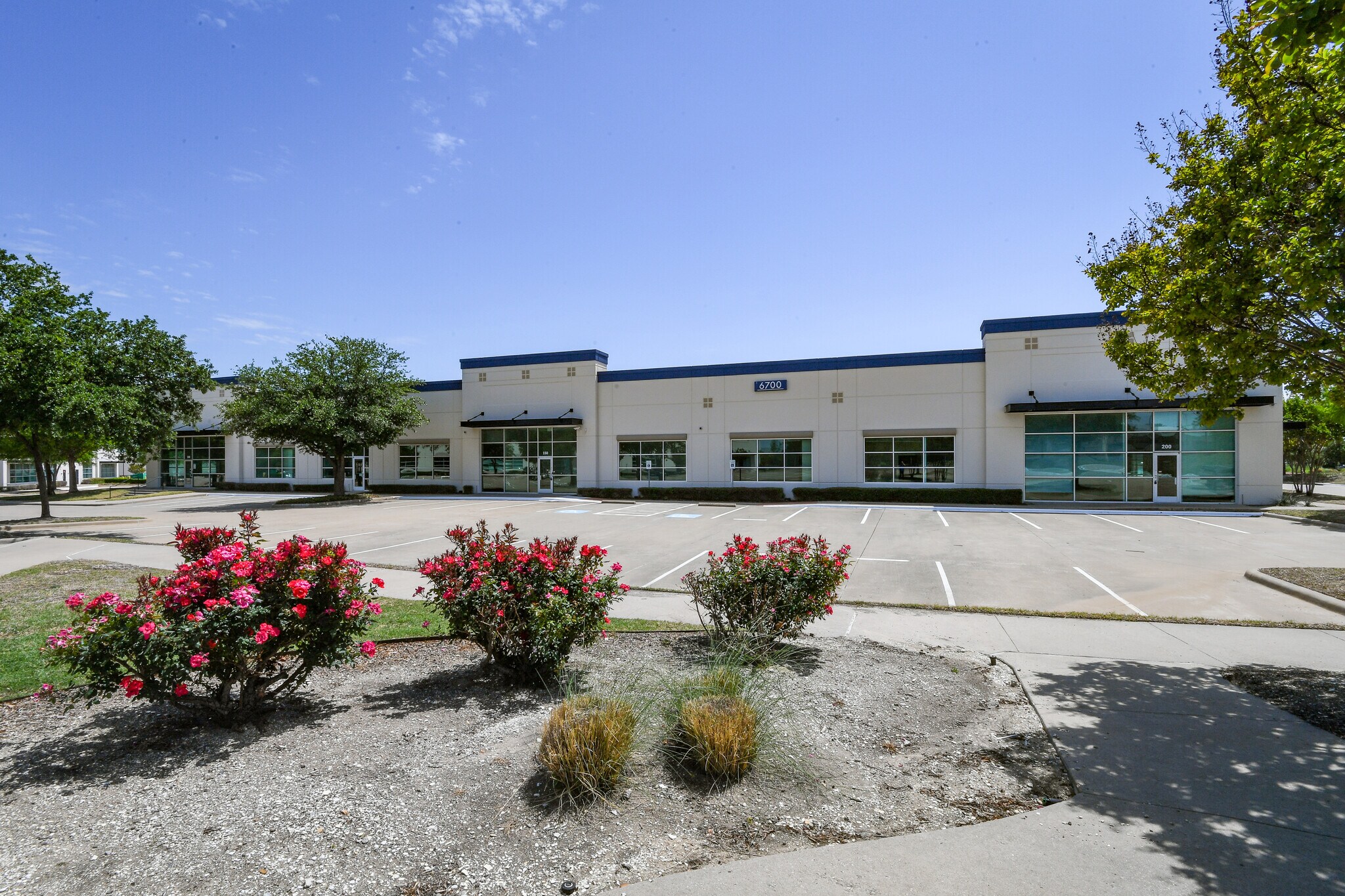 6400 Pinecrest Dr, Plano, TX for lease Primary Photo- Image 1 of 10