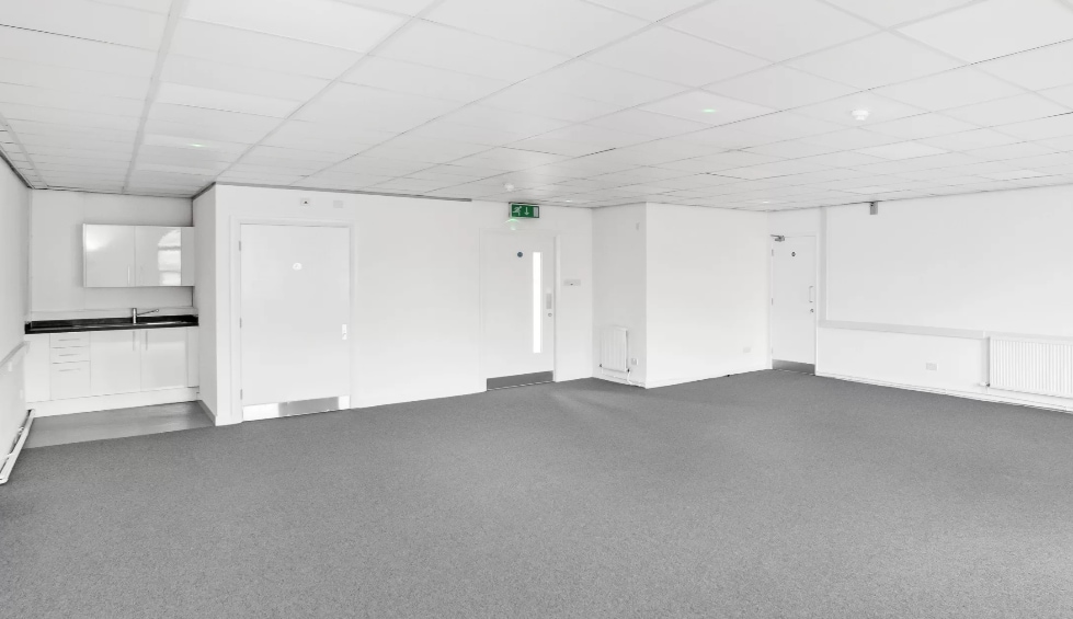 1-5 Churchfield Ct, Barnsley for lease Interior Photo- Image 1 of 2