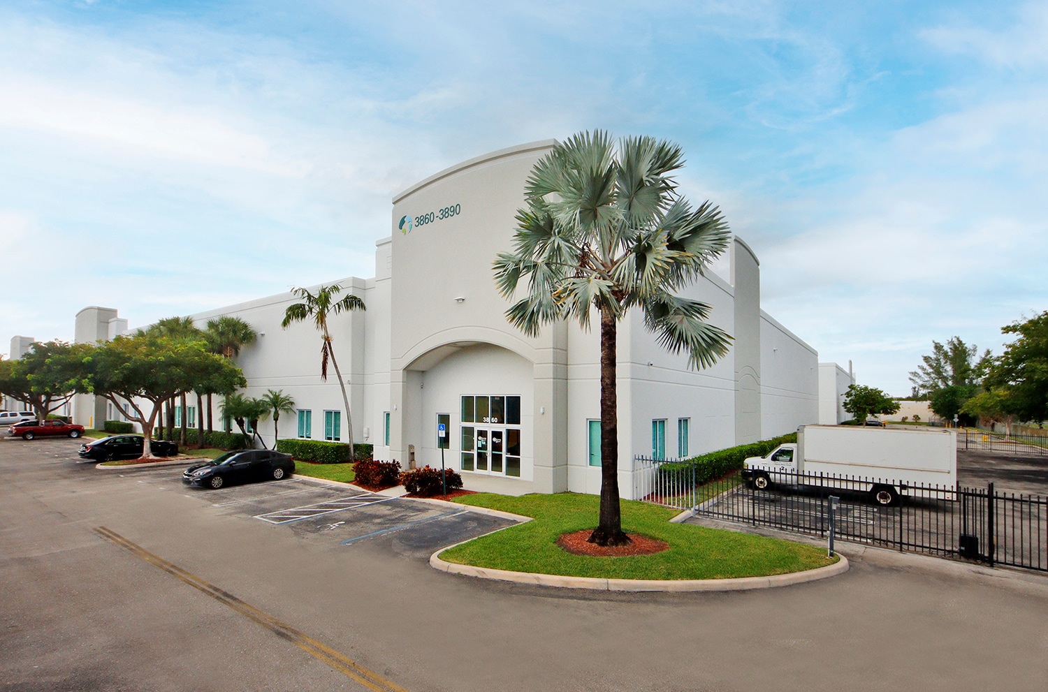 3860-3890 Pembroke Rd, Hollywood, FL à louer Photo principale- Image 1 de 7