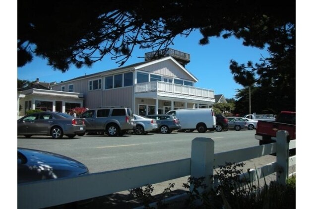 Plus de détails pour 45040 Main St, Mendocino, CA - Commerce de détail à vendre