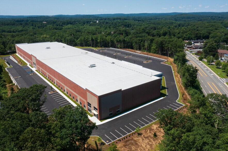 1000 Nickerson Rd, Marlborough, MA à louer - Photo du bâtiment - Image 2 de 7