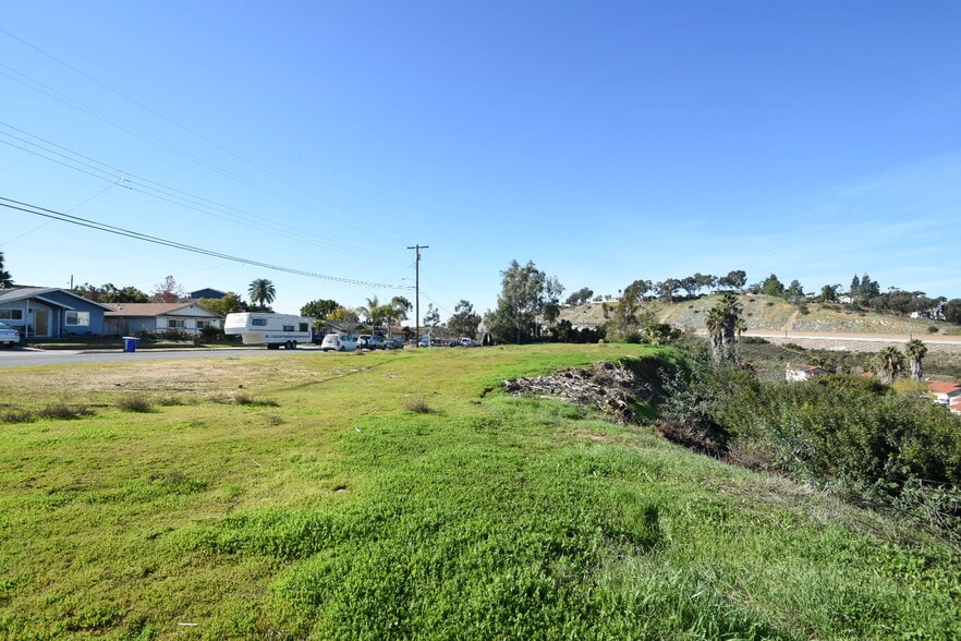 8840 Leigh Ave, Spring Valley, CA for sale - Building Photo - Image 2 of 45