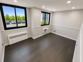 711A-711D Seagirt Ave, Far Rockaway, NY à louer Photo intérieure- Image 1 de 1