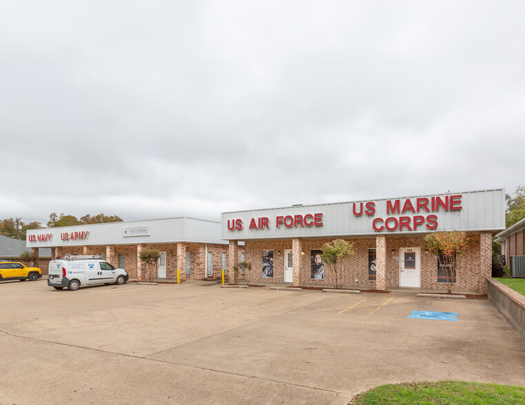 109 S Murchison St, Athens, TX à vendre - Photo principale - Image 1 de 1