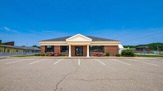 Plus de détails pour 220 E State St, Newcomerstown, OH - Commerce de détail à vendre