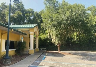 More details for 811 N Summit St, Crescent City, FL - Office for Lease