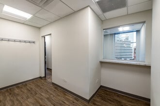 30 N Michigan Ave, Chicago, IL for lease Interior Photo- Image 2 of 7