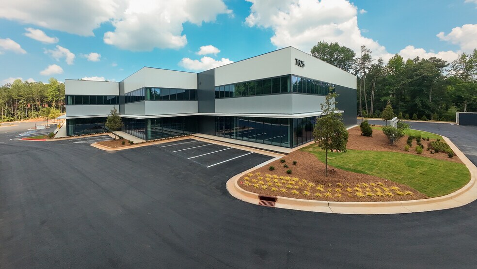 7625 New Boyd Rd, Johns Creek, GA à louer - Photo du bâtiment - Image 3 de 13