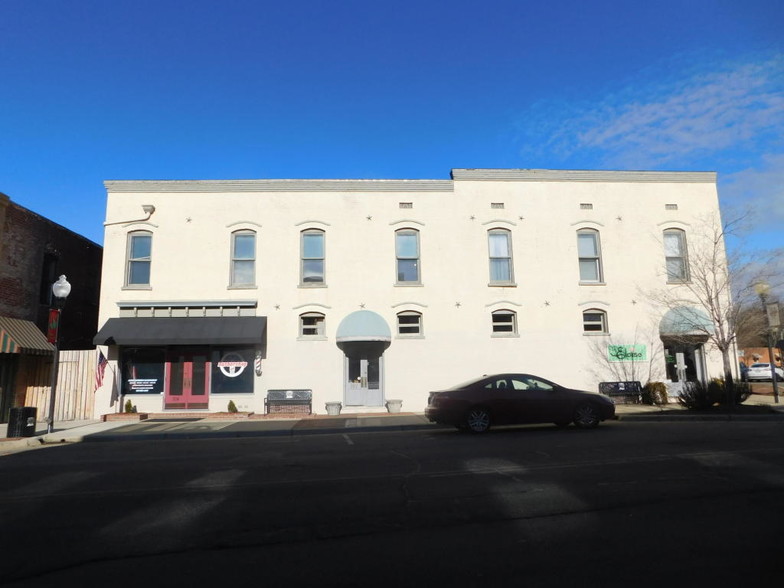 100 W Main St, Aberdeen, NC à vendre - Photo du bâtiment - Image 1 de 1