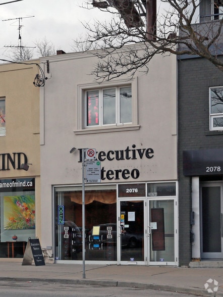 2076 Avenue Rd, Toronto, ON for lease - Primary Photo - Image 1 of 2