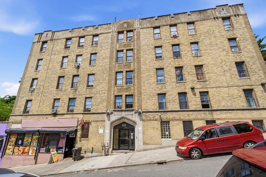 2 Overlook Ter, Yonkers, NY à vendre - Photo du bâtiment - Image 3 de 33
