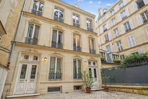 9 Rue Arsène Houssaye, Paris à vendre - Photo du bâtiment - Image 1 de 11