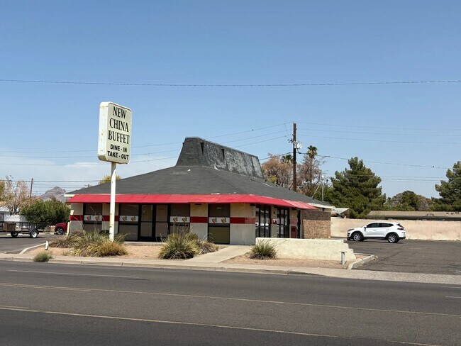 Plus de détails pour 2939 N 24th St, Phoenix, AZ - Commerce de détail à louer