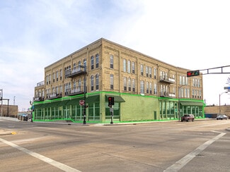 Plus de détails pour 2 N 8th St, Manitowoc, WI - Bureau à louer