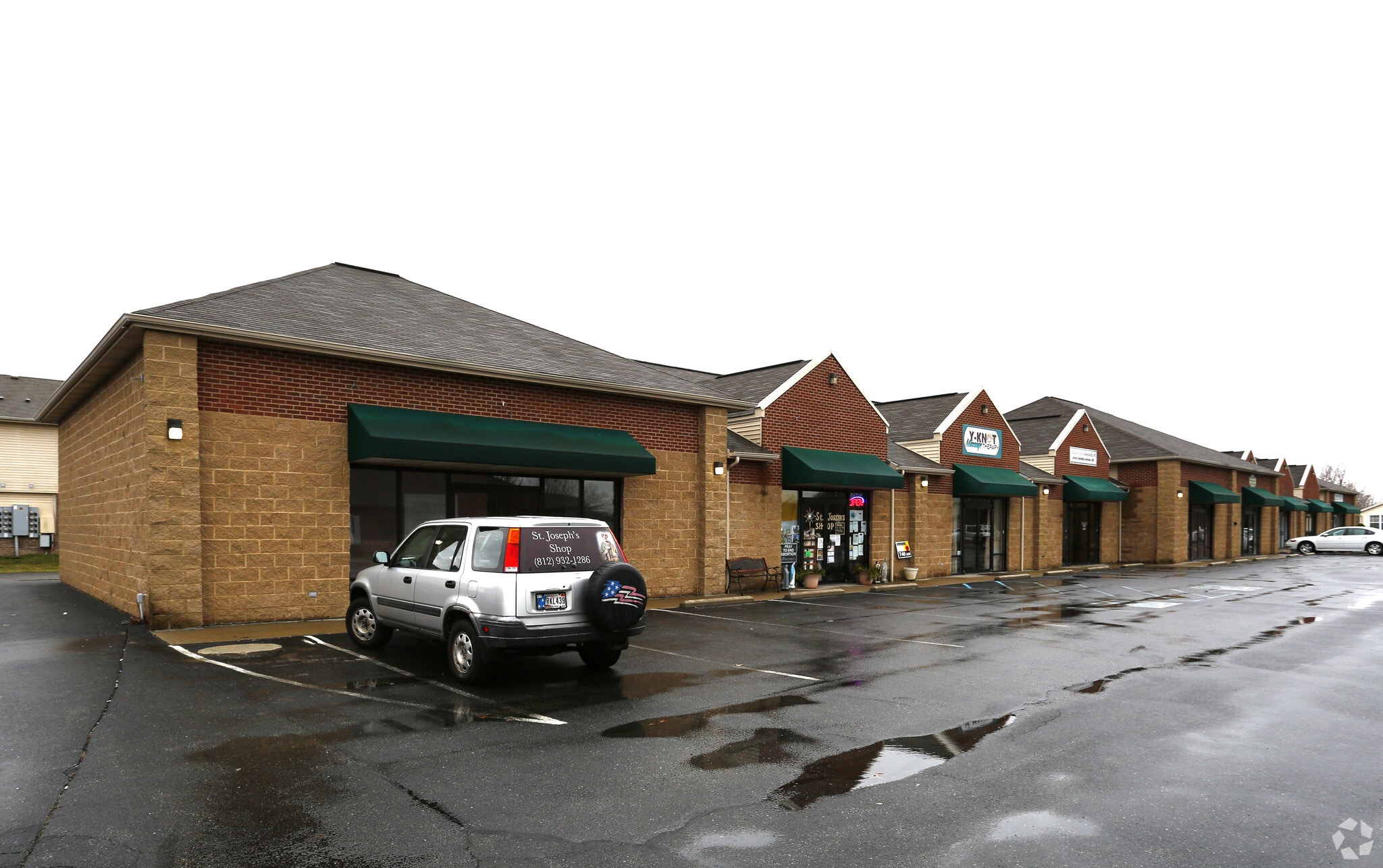 374 Northside Dr, Batesville, IN for lease Building Photo- Image 1 of 4