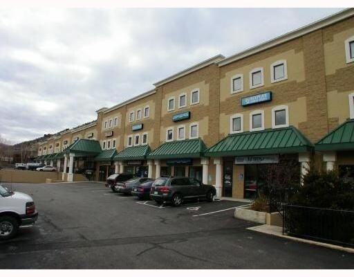 910 Nottingham Rd, Avon, CO à louer - Photo du bâtiment - Image 3 de 5