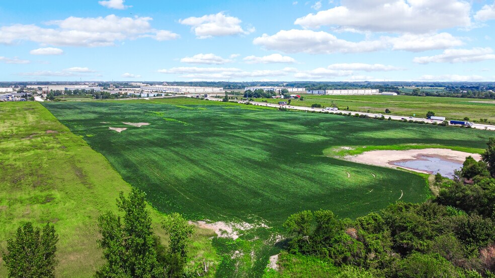 NWC US 65, Crown Point, IN à vendre - Photo du bâtiment - Image 2 de 7