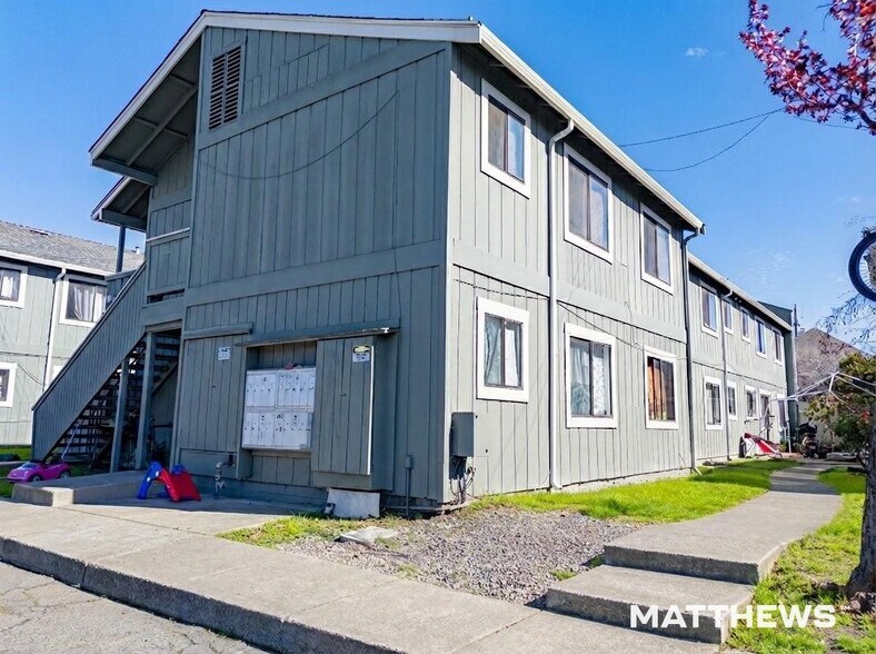 4527 Bancroft Ave, Oakland, CA à vendre - Photo du bâtiment - Image 3 de 3