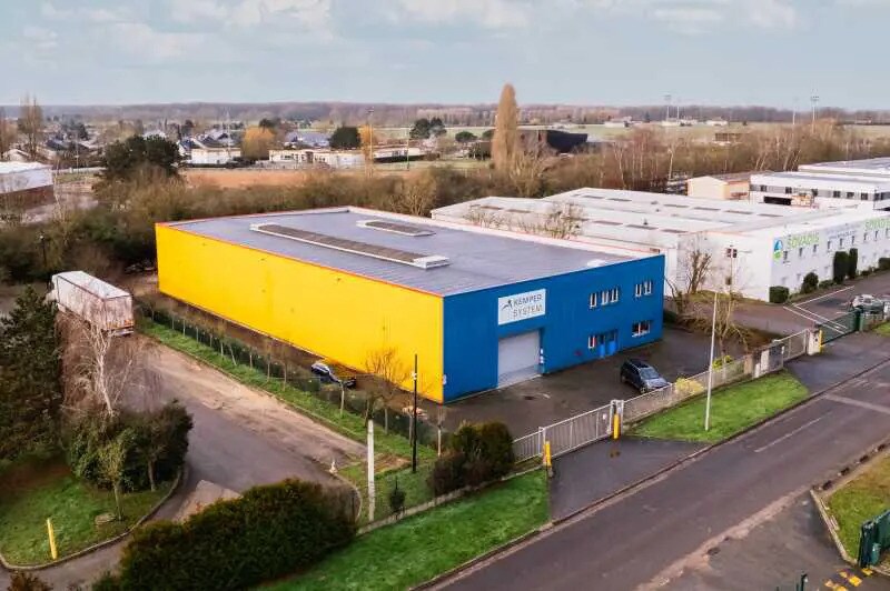 20 Rue Augustin Fresnel, Coignières à louer Photo du bâtiment- Image 1 de 7