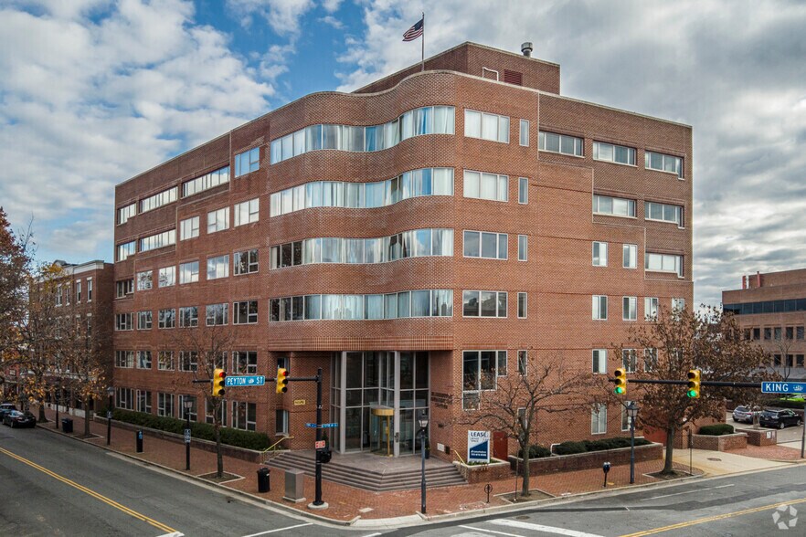 1420 King St, Alexandria, VA à louer - Photo du bâtiment - Image 1 de 5