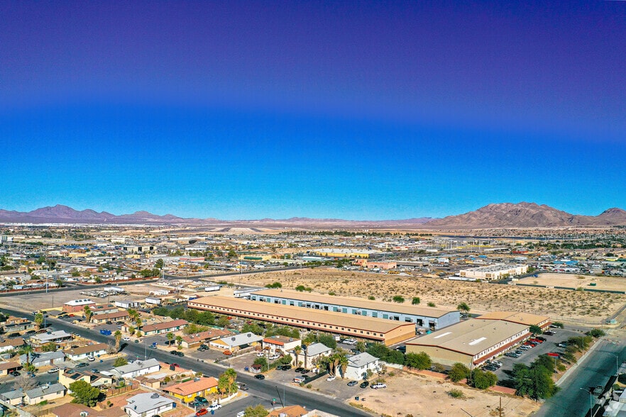 2275 Marion Dr, Las Vegas, NV à vendre - Photo du bâtiment - Image 3 de 4