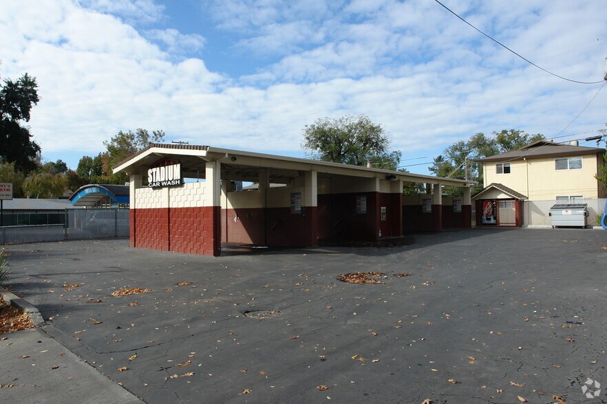 630 W Sacramento Ave, Chico, CA à vendre - Photo principale - Image 2 de 2