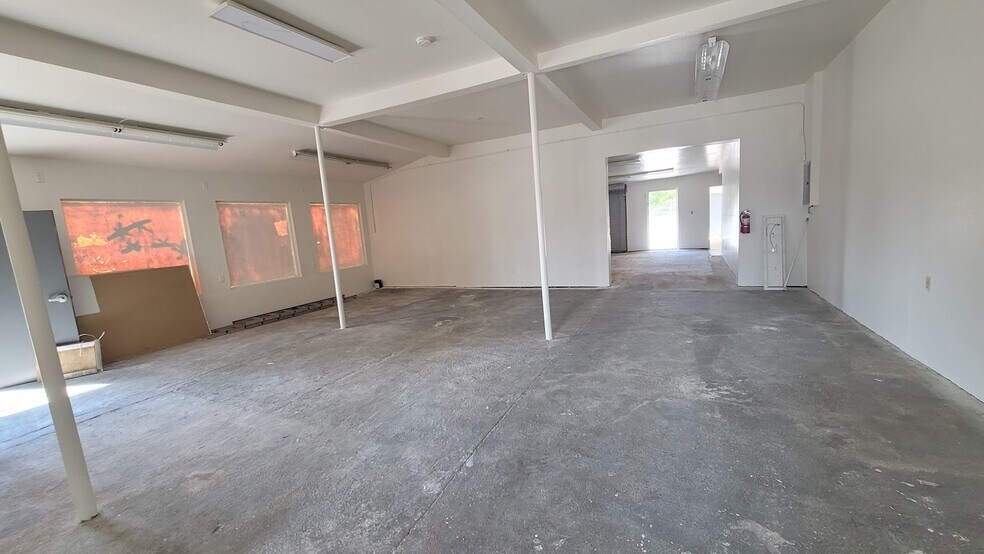 605 E Valley Blvd, Colton, CA à louer - Photo intérieure - Image 3 de 18