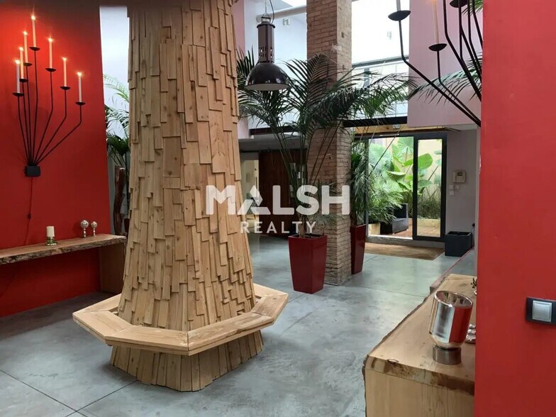 Office in Lyon for sale - Building Photo - Image 2 of 19