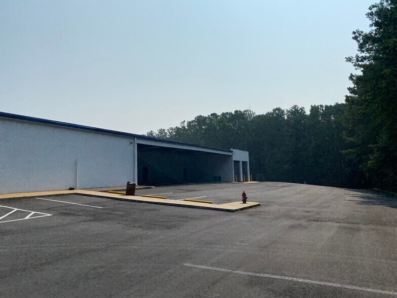 3024-3052 Miller Rd, Lithonia, GA à louer - Photo du bâtiment - Image 3 de 6