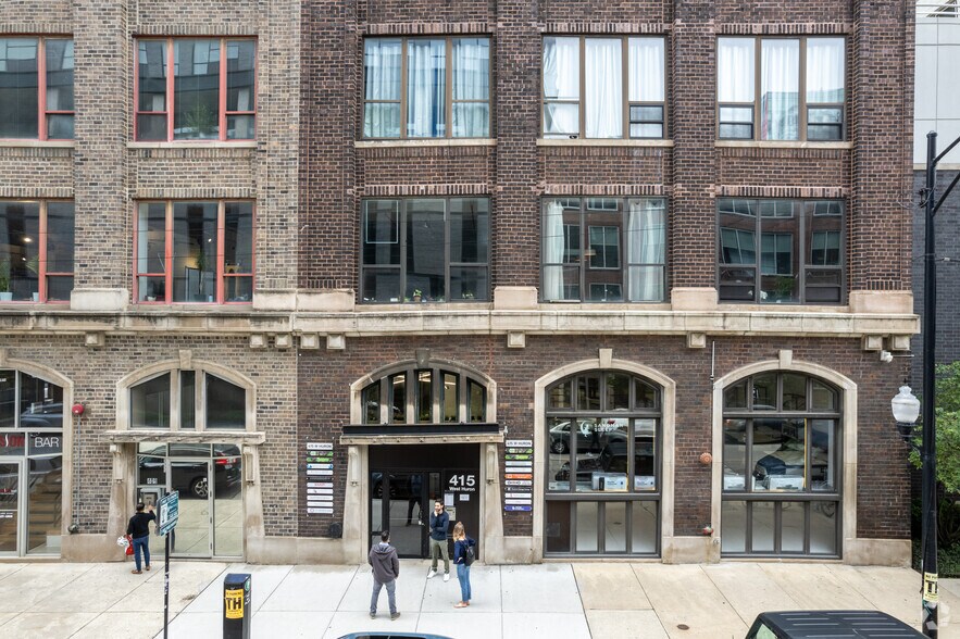 415 W Huron St, Chicago, IL à louer - Photo du bâtiment - Image 3 de 13