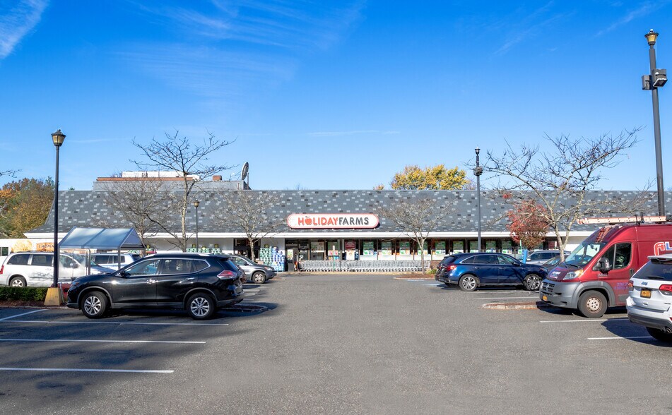 1-1 Park Plz, Glen Head, NY à louer - Photo du bâtiment - Image 2 de 13