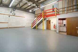 12683-12689 NE Whitaker Way, Portland, OR for lease Interior Photo- Image 1 of 26