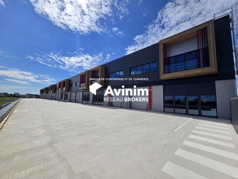 Industrial in Bobigny for lease - Building Photo - Image 3 of 5