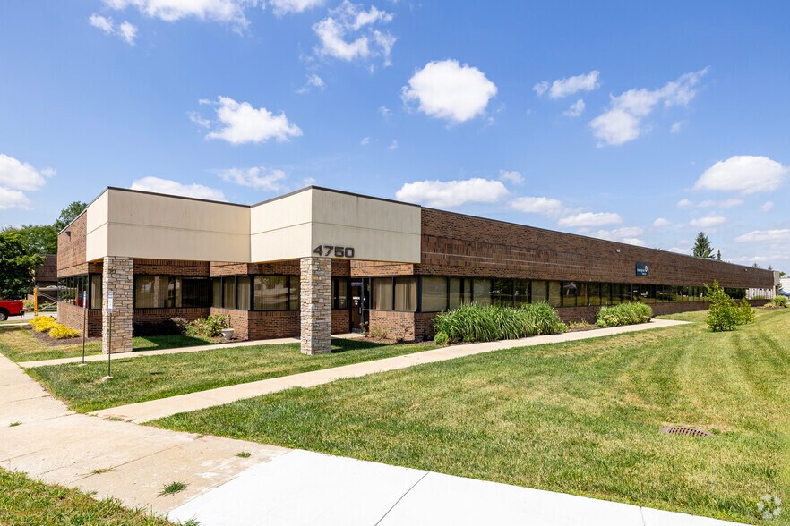 4750 Venture Dr, Ann Arbor, MI à louer - Photo du bâtiment - Image 1 de 4