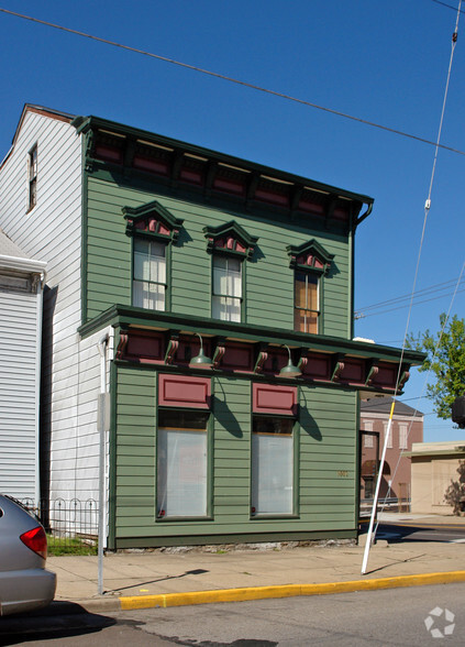 1002-1004 Washington Ave, Newport, KY à vendre - Photo principale - Image 1 de 1