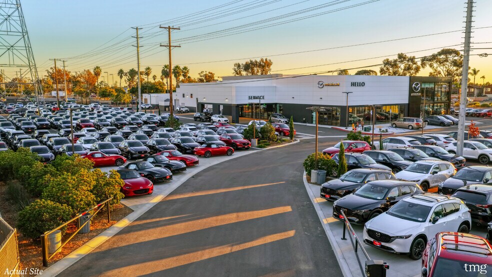 6999 Clairemont Mesa Blvd, San Diego, CA à vendre - Photo du bâtiment - Image 2 de 11