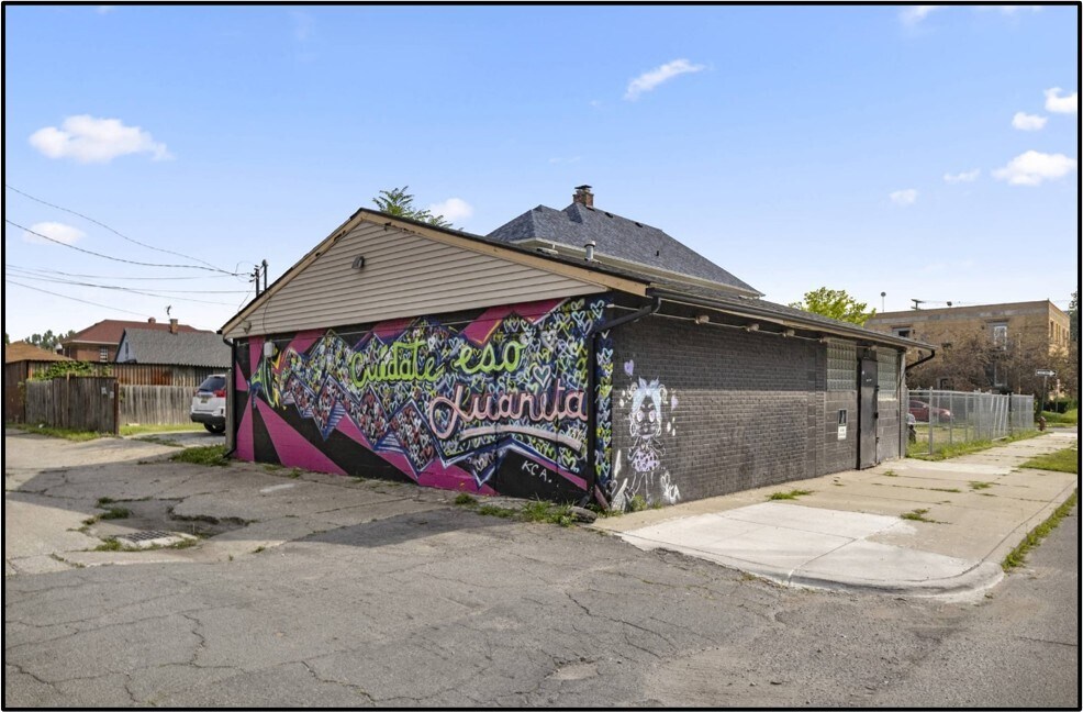 8030 Pitt St, Detroit, MI à vendre Photo principale- Image 1 de 6