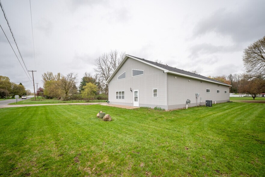 410 Division st, Hersey, MI à vendre - Photo du bâtiment - Image 3 de 28