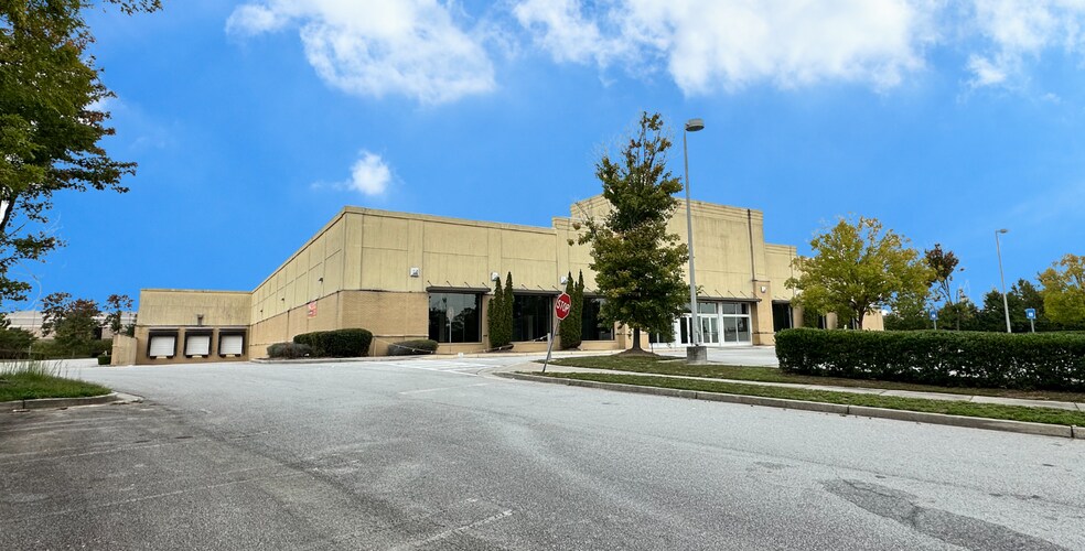 3001 Stonecrest Promenade, Lithonia, GA à vendre - Photo du bâtiment - Image 2 de 15