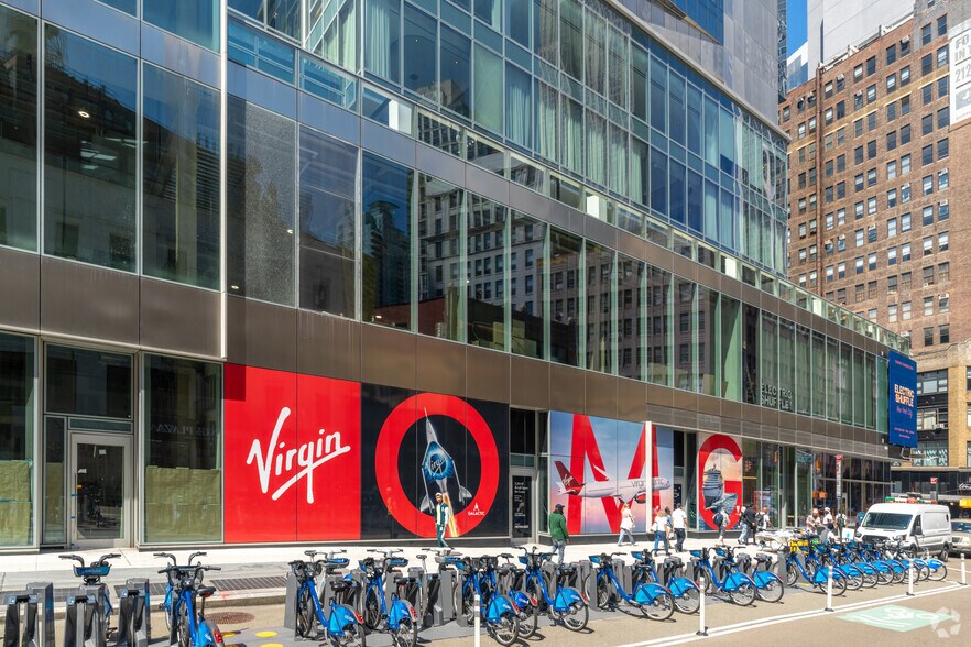 1227 Broadway, New York, NY à louer - Photo du bâtiment - Image 3 de 6