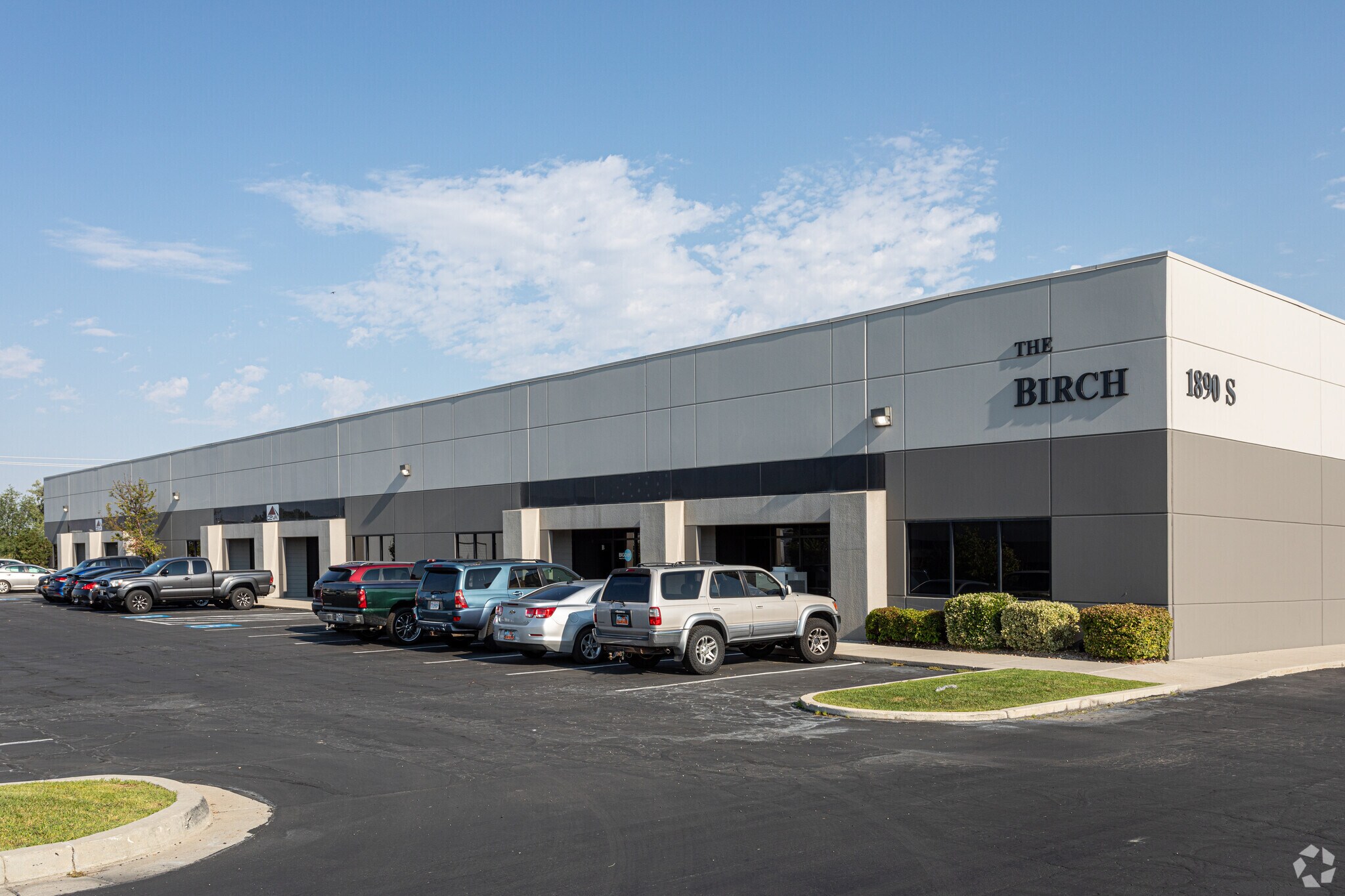1890 S Milestone Dr, Salt Lake City, UT à louer Photo principale- Image 1 de 4