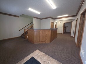 1637 W County Line Rd, Greenwood, IN for lease Interior Photo- Image 2 of 22
