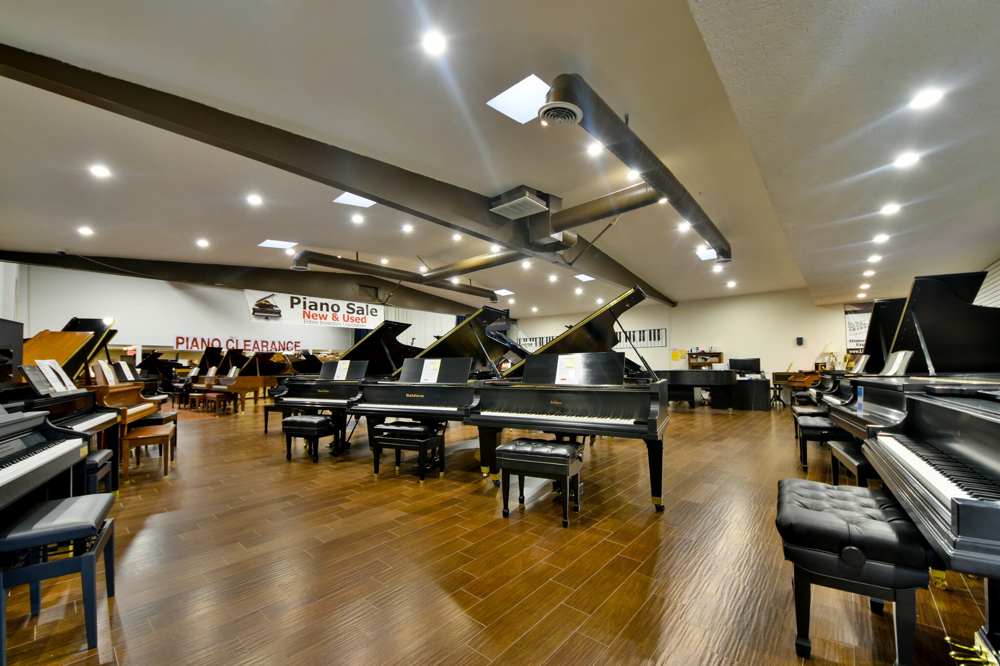 1515-1517 N Main St, Santa Ana, CA à louer Photo du bâtiment- Image 1 de 21