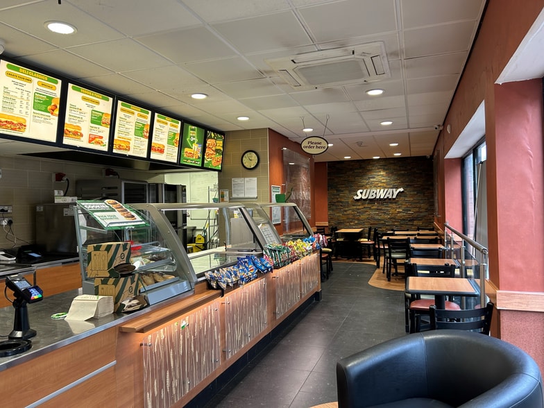 1 Stramongate, Kendal for sale - Interior Photo - Image 2 of 6