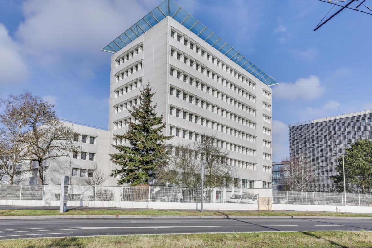 11 Avenue Morane Saulnier, Vélizy-Villacoublay à louer Photo du bâtiment- Image 1 de 13