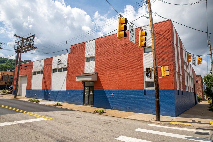 3046 Penn Ave, Pittsburgh, PA à louer - Photo du bâtiment - Image 3 de 14