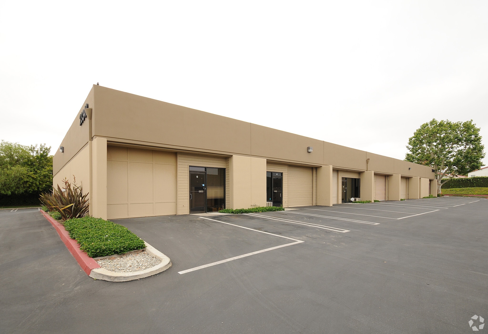 23342 Peralta Dr, Laguna Hills, CA for lease Primary Photo- Image 1 of 3