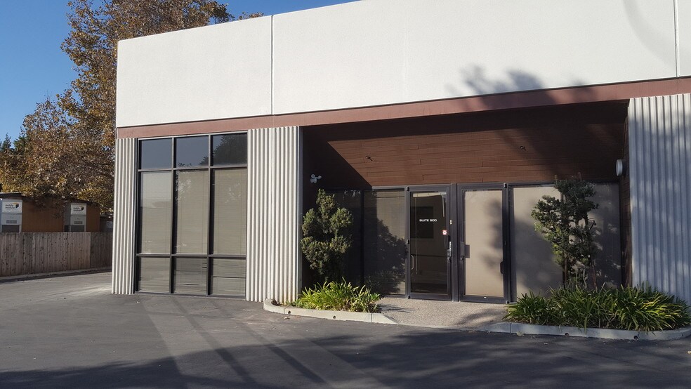 958 San Leandro Ave, Mountain View, CA à louer - Photo du bâtiment - Image 3 de 43